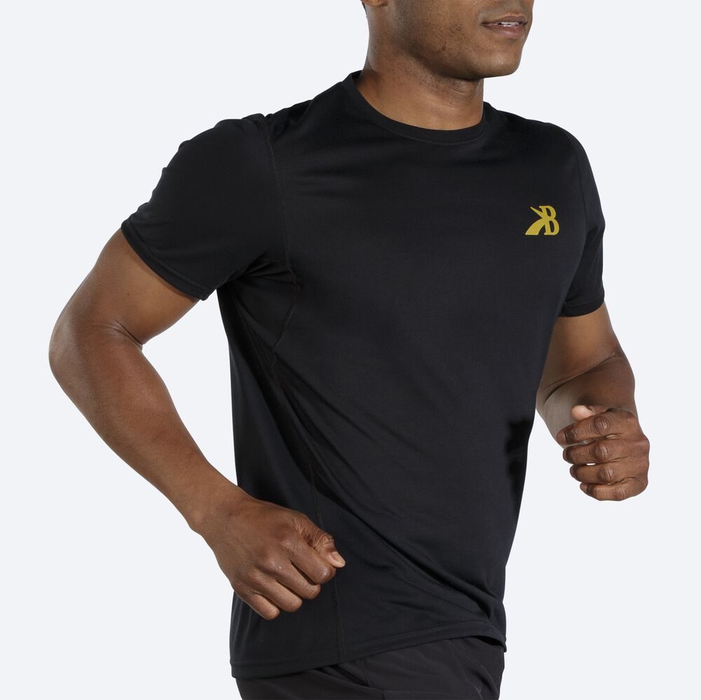 Brooks Distance Grafika Short Sleeve Férfi Póló Fekete/Arany | HU293146