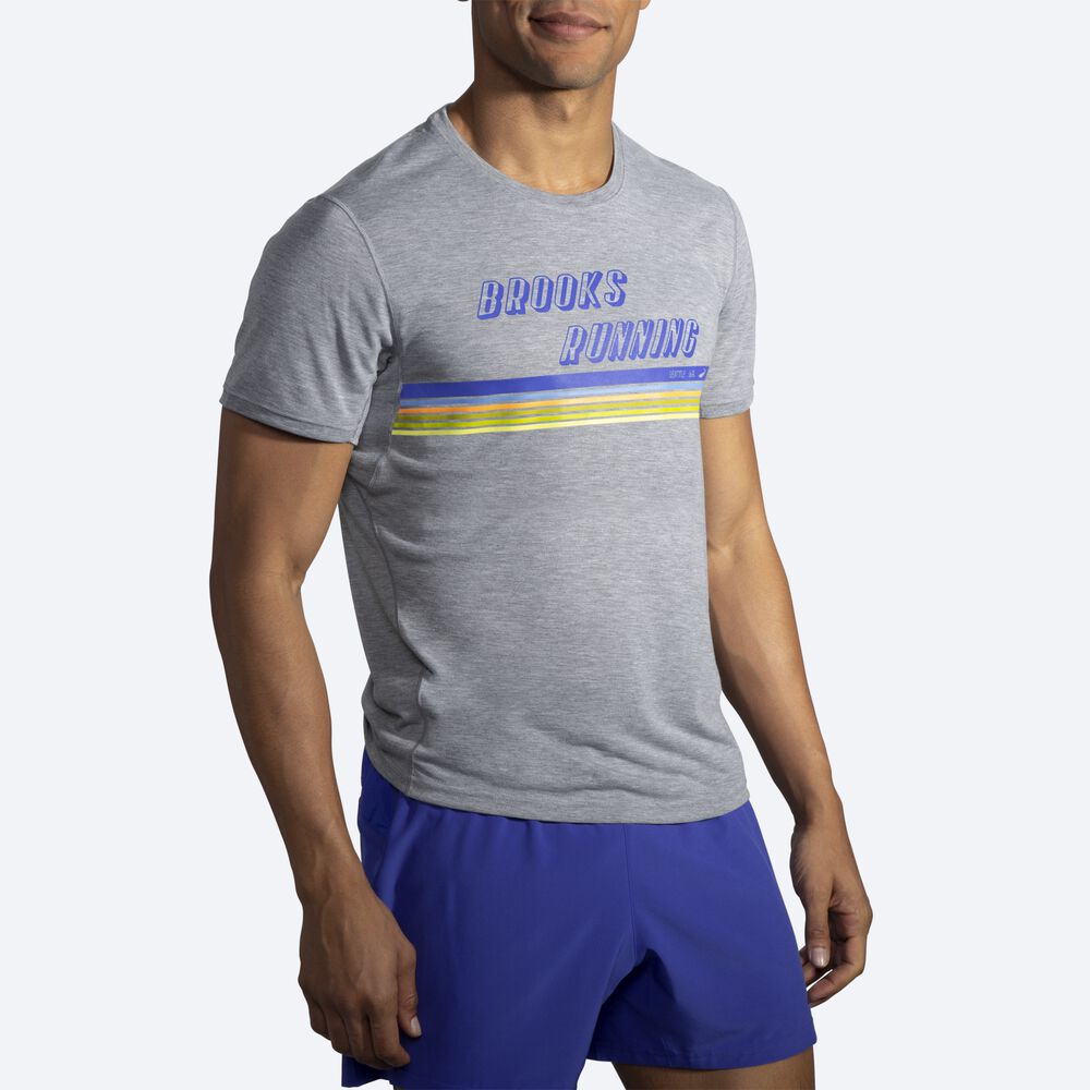 Brooks Distance Grafika Short Sleeve Férfi Póló Szürke/Csíkok | HU972015