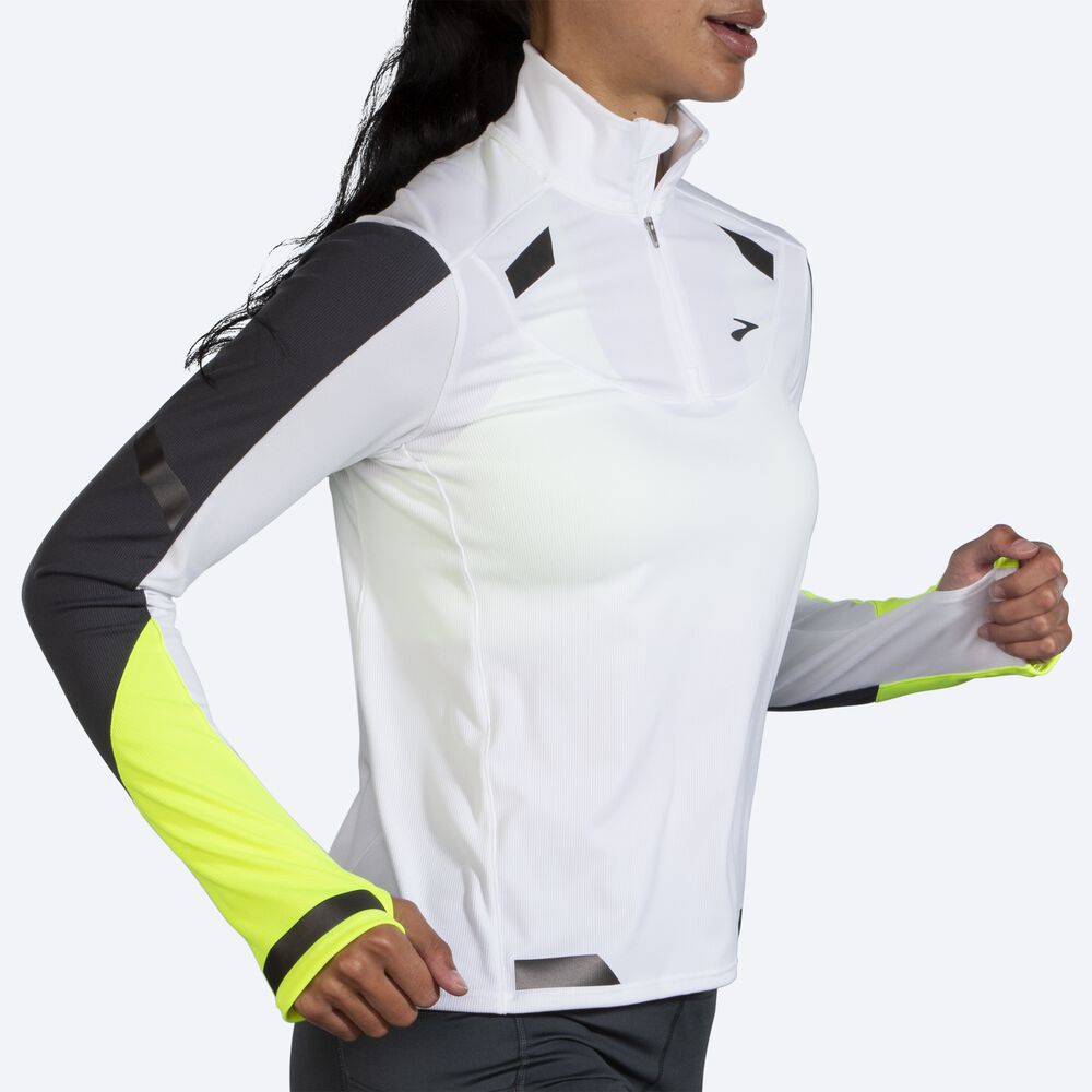 Brooks Run Visible 1/2 Zip Női Kabát Fehér | HU703968